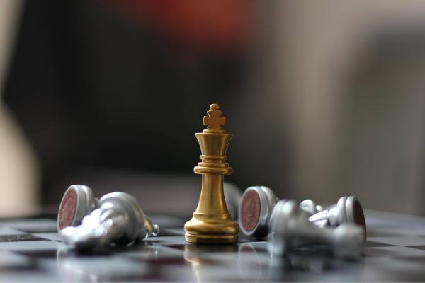 世体：因患严重流感，德拉富恩特无缘现场观战西班牙超级杯