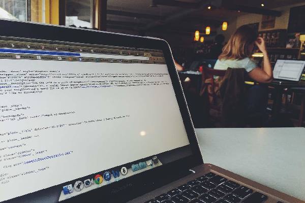 30万级豪华MPV新标杆，小鹏X9增程版核心零部件配套供应商一览