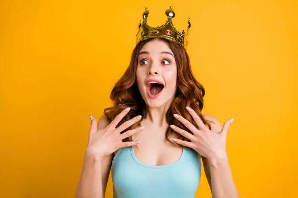 进步显著，曼联比上赛季同期多拿了8个积分