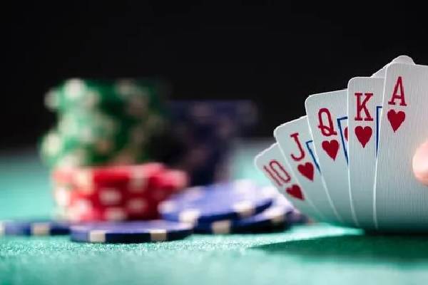 【全球汽车新技术观察】12月上期〡马瑞利推出Affordable 5G RedCap技术 用于车辆远程信息处理；英伟达发布自动驾驶开源AI模型Alpamayo-R1；受蛋清启发，KIMS开发高性能散热复合材料